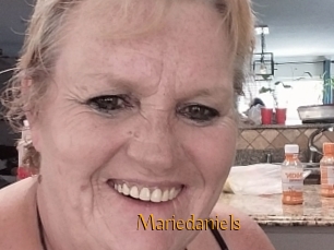 mariedaniels Jeune Diablesse